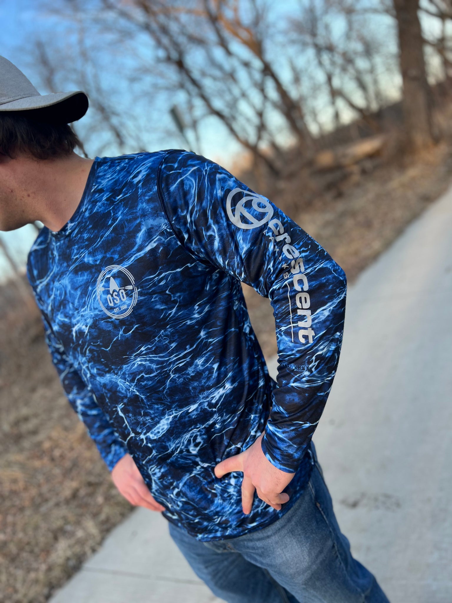 QSO/Crescent LOGO UV fishing shirt – Quarry Springs Outfitters